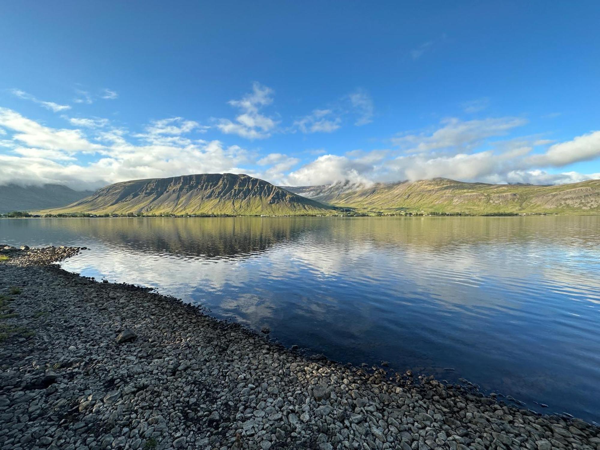 Cosy Lakeview 45 Minutes From Reykjavik *